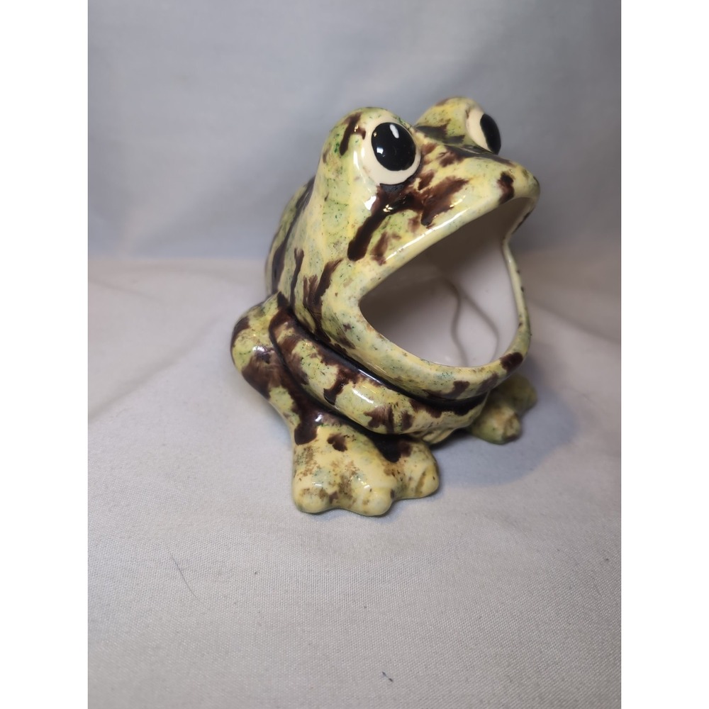 Vintage Ceramic Frog Kitchen Scrub Pad Sponge Holder Signed Speckled Finish